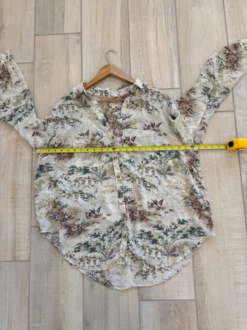 Anthropologie Pilcro The Romy Relaxed Buttondown Shirt Jungle Tapestry, Size 1X - Picture 4 of 7